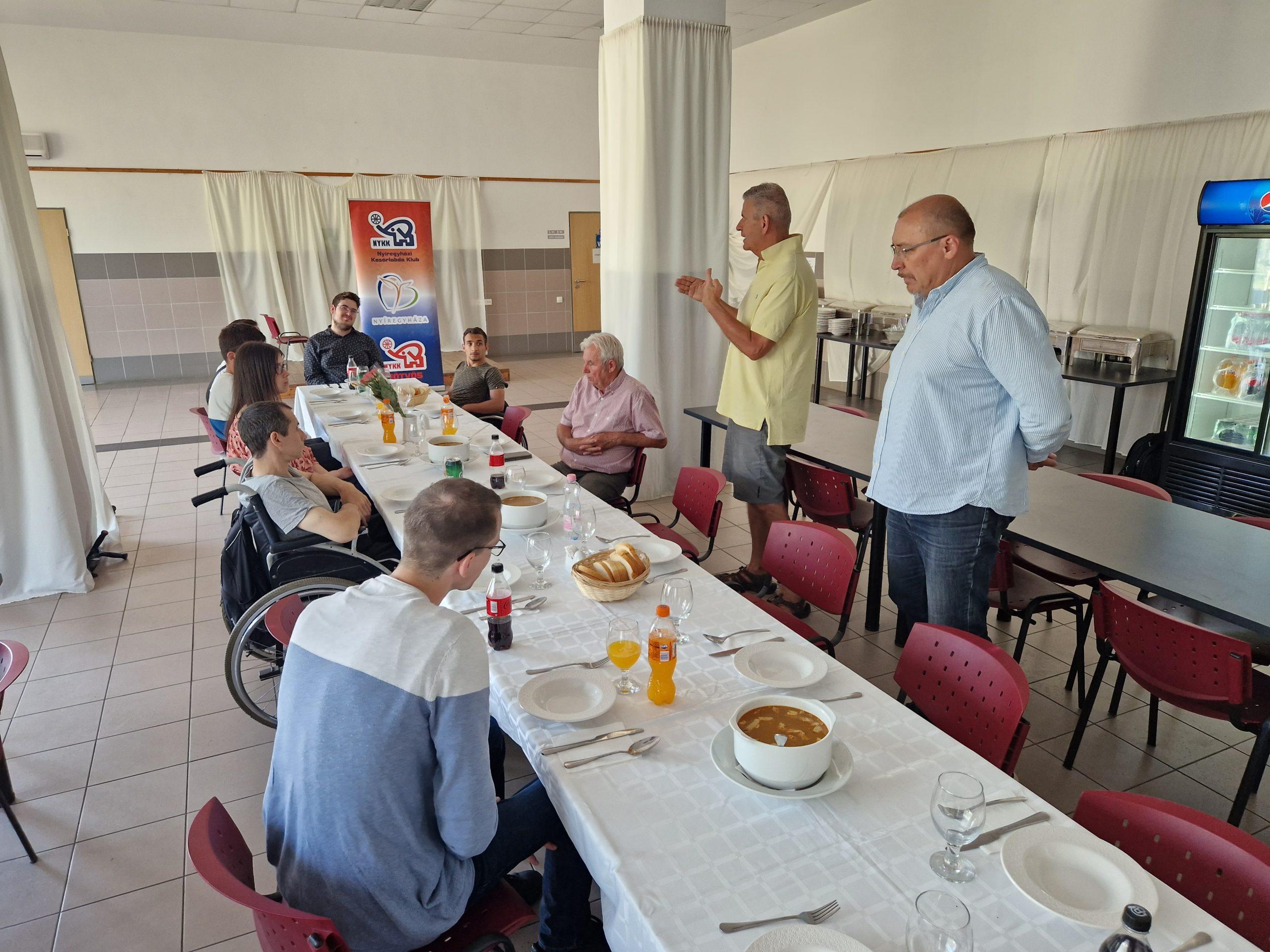 Évzáró a kerekesszékes kosarasoknál