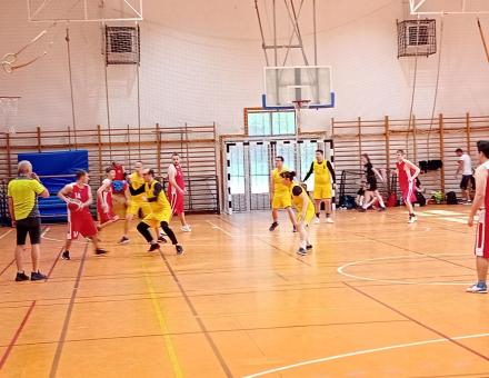 Egy győzelem, egy vereség