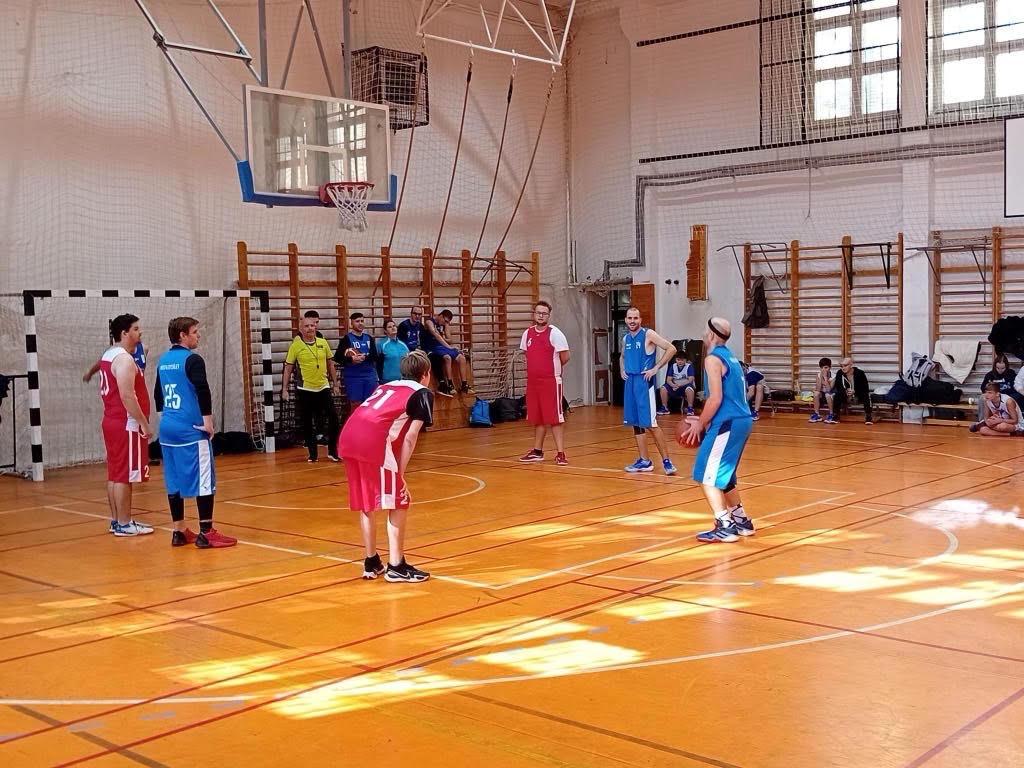 Egy divízióval feljebb