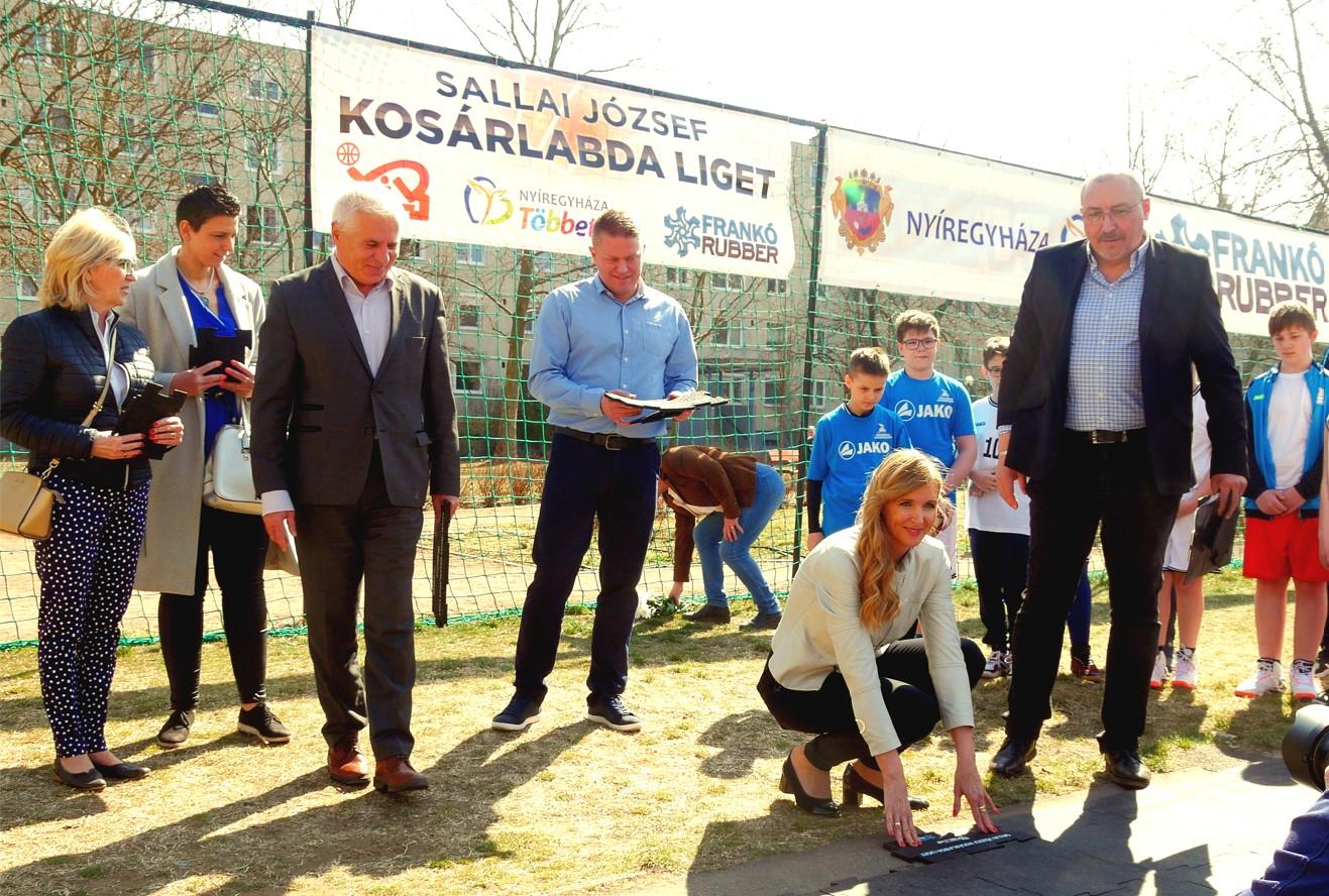 Sallai József Kosárlabda liget átadás