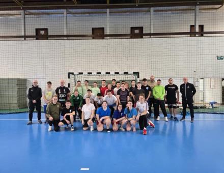 Tatán edzőtáborozott Niki