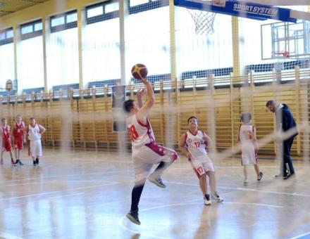 Tornaterem avató a Bánkiban