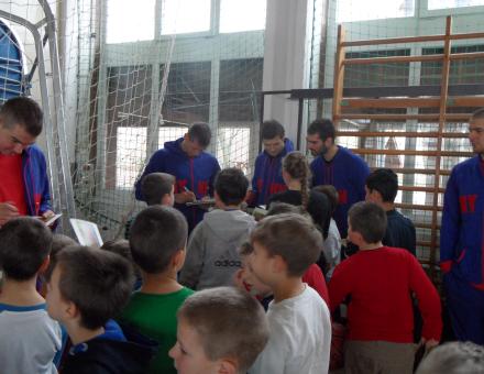 Az Eötvös Gyakorlóban járt toborzón a Marso NYKK!