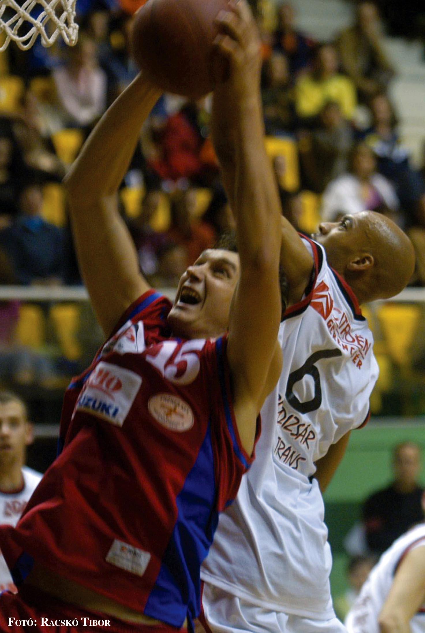 A Nyíregyházi Kosárlabda Klub búcsúzik Sitku Ernőtől, legeredményesebb kosárlabdázójától!