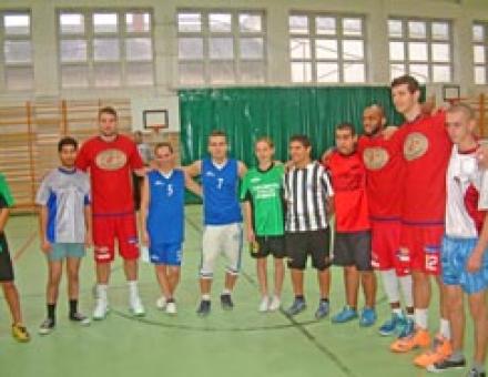 Speciális iskolák kosárgálája az NYKK játékosaival!