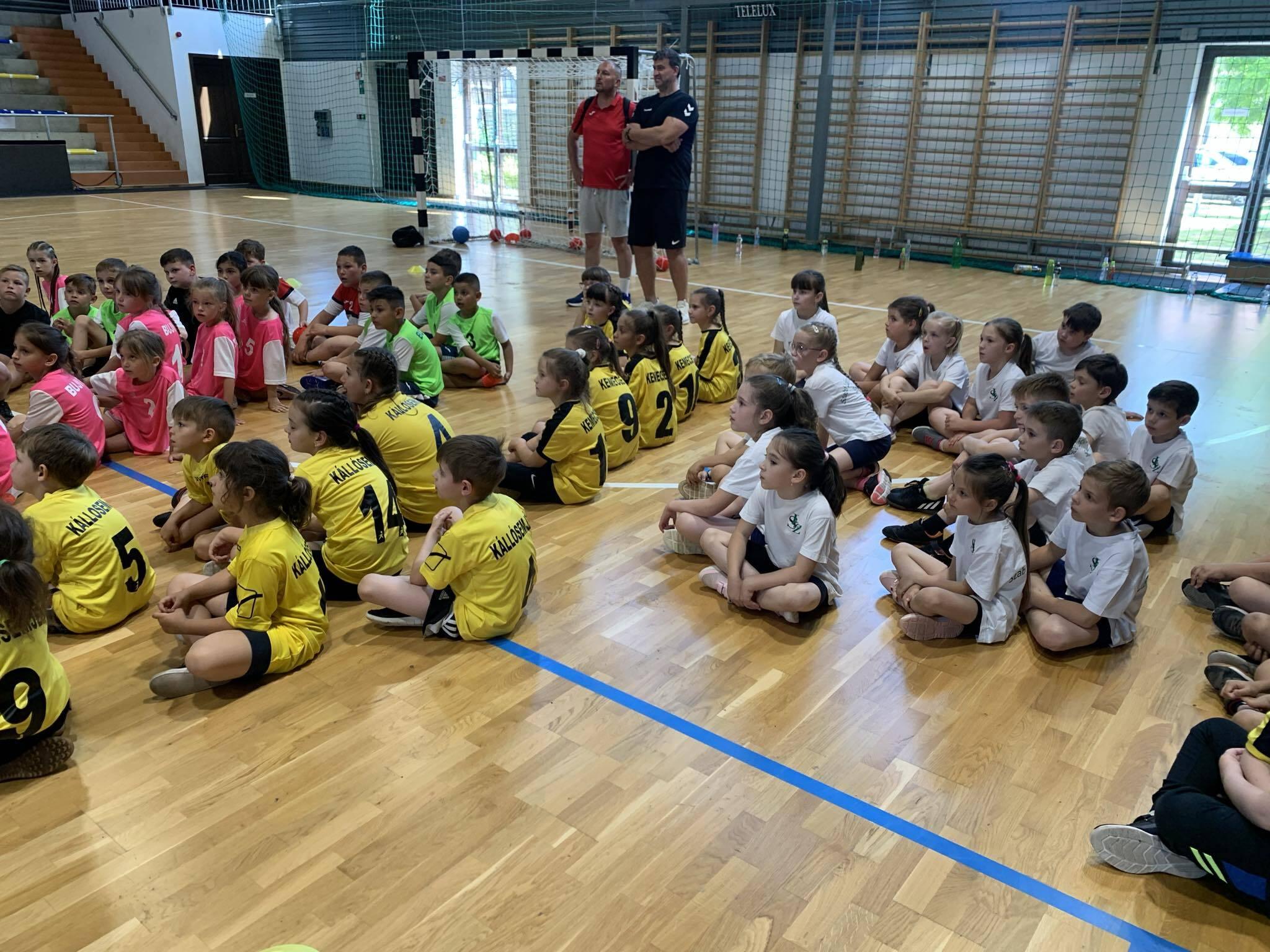 Fesztiváloztak a sulikézisek